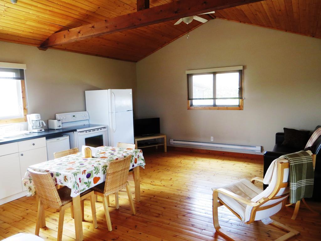 Foxlake Retreat ハンナ 部屋 写真