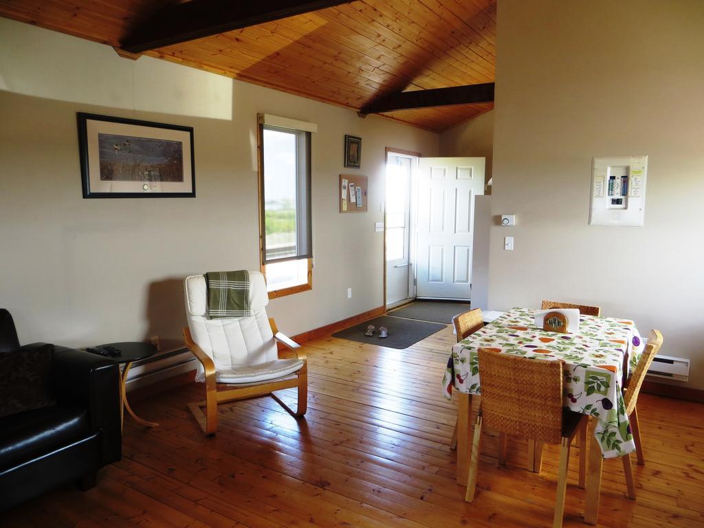 Foxlake Retreat ハンナ 部屋 写真